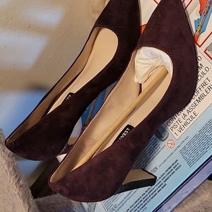 Nine west purple suede heels size 9